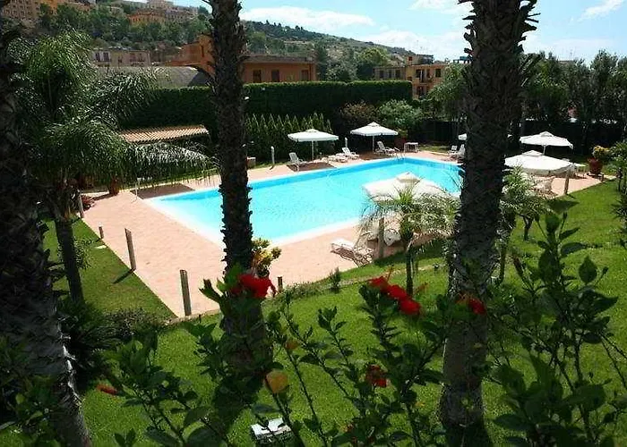 デラ ヴァッレ 4*