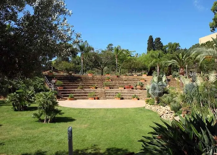 デラ ヴァッレ ホテル 4*