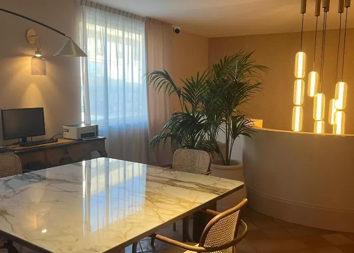 デラ ヴァッレ ホテル 4*