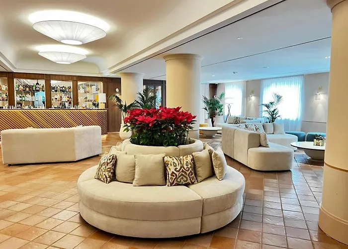 デラ ヴァッレ ホテル 4*