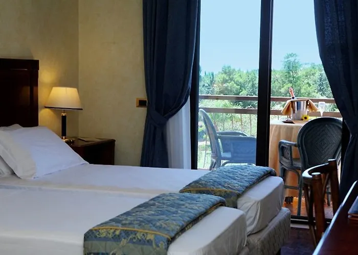 デラ ヴァッレ ホテル 4*