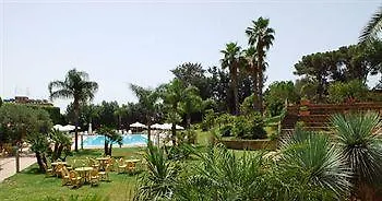 Della Valle 4*